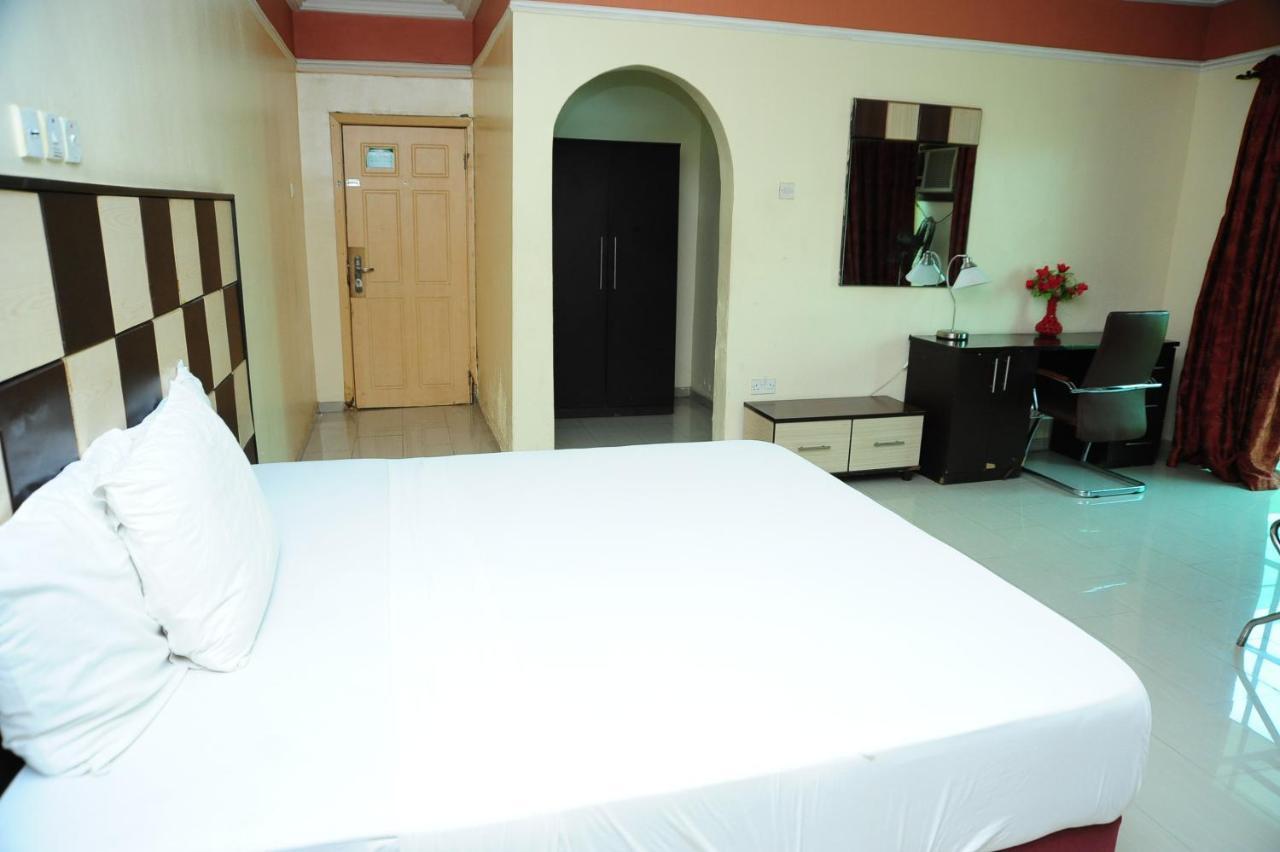 Richton Hotel And Suites Abeokuta Bilik gambar