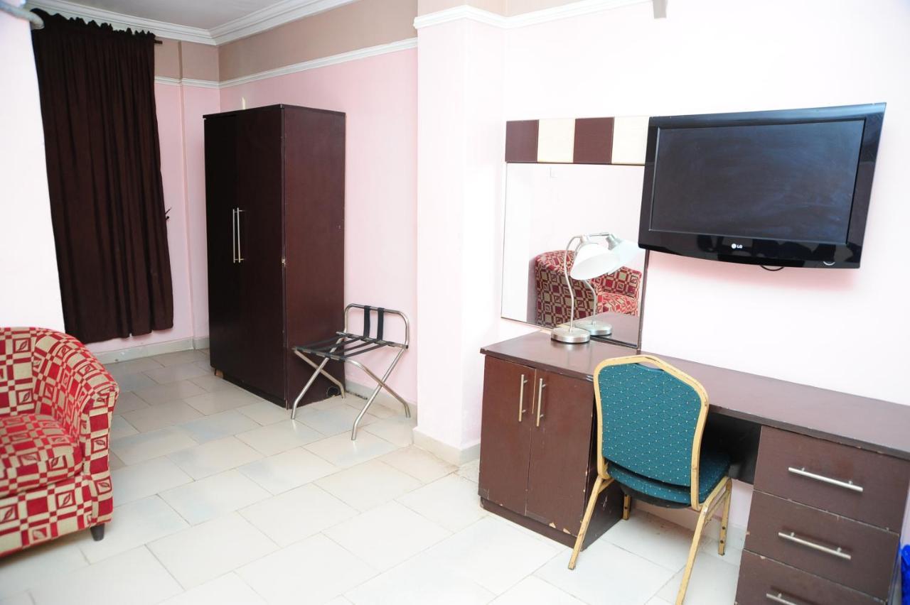 Richton Hotel And Suites Abeokuta Bilik gambar