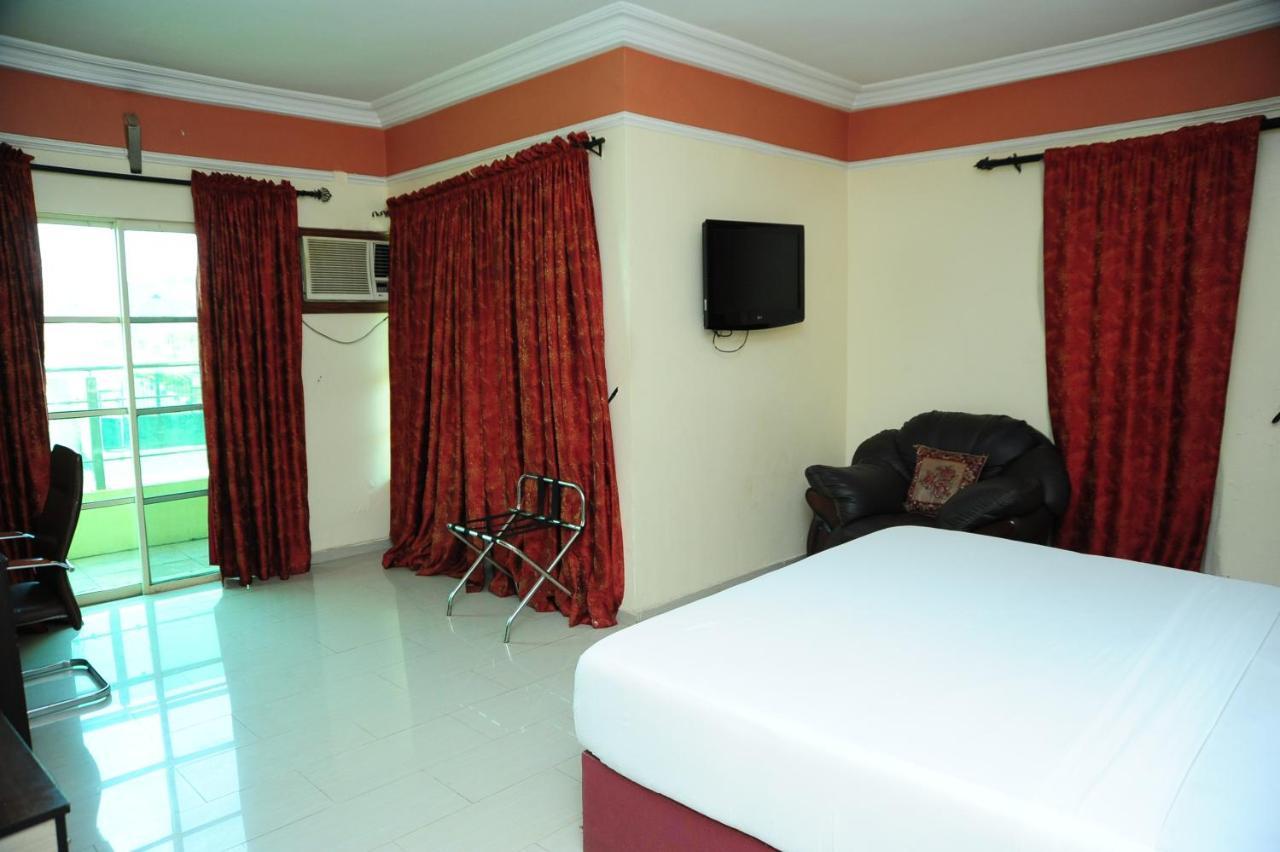 Richton Hotel And Suites Abeokuta Bilik gambar