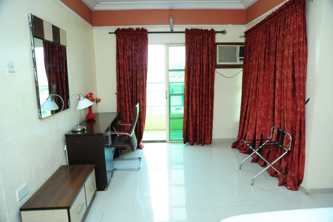 Richton Hotel And Suites Abeokuta Luaran gambar